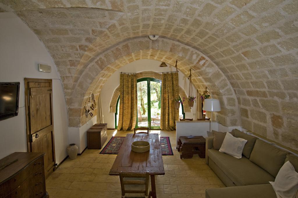 Masseria Spina Resort Монополи Номер фото
