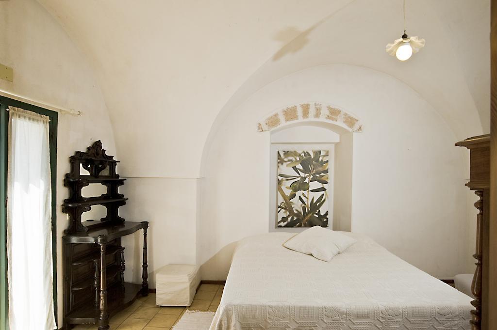 Masseria Spina Resort Монополи Номер фото