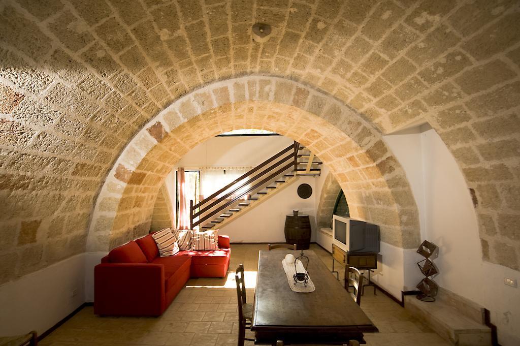 Masseria Spina Resort Монополи Номер фото